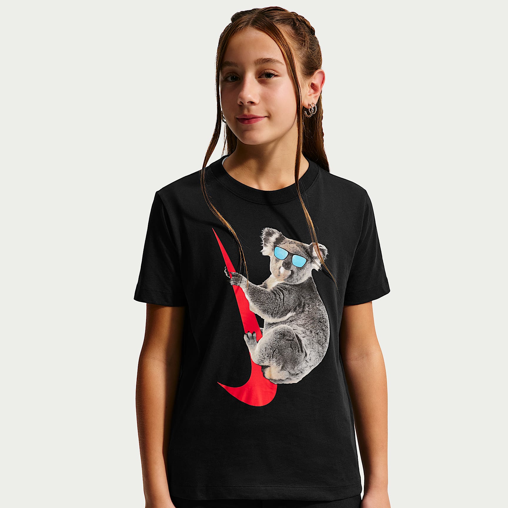 Nike Sportswear Older Kids' T-Shirt. Nike LU